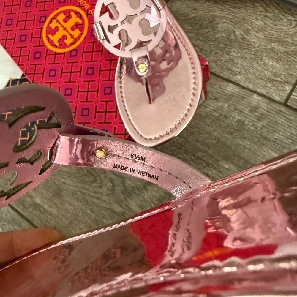 Tory Burch Pink Sandals for Women - Picture 6 of 11